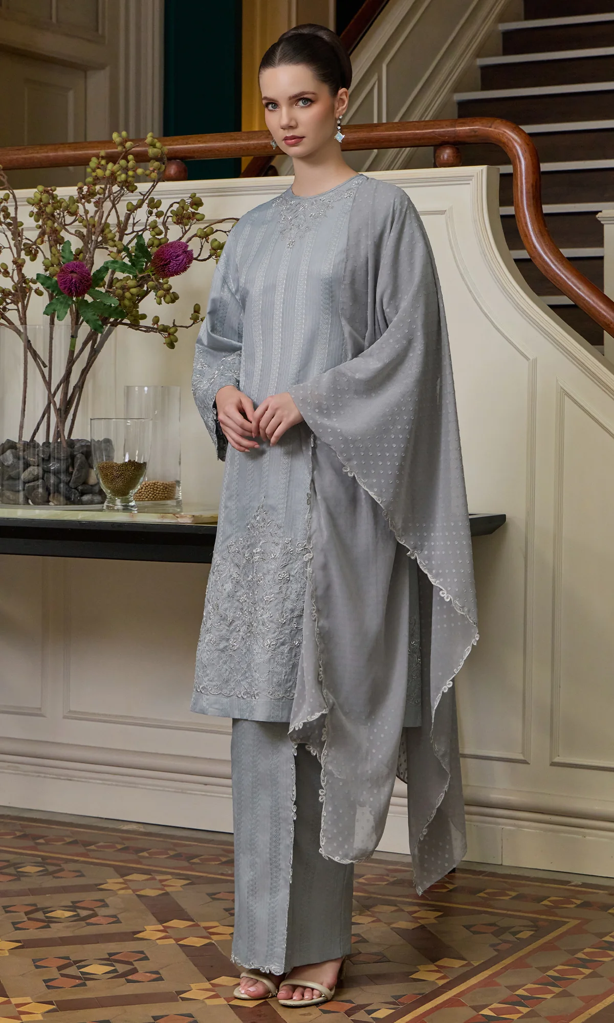 Astoria Kurung in Grey - Image 3