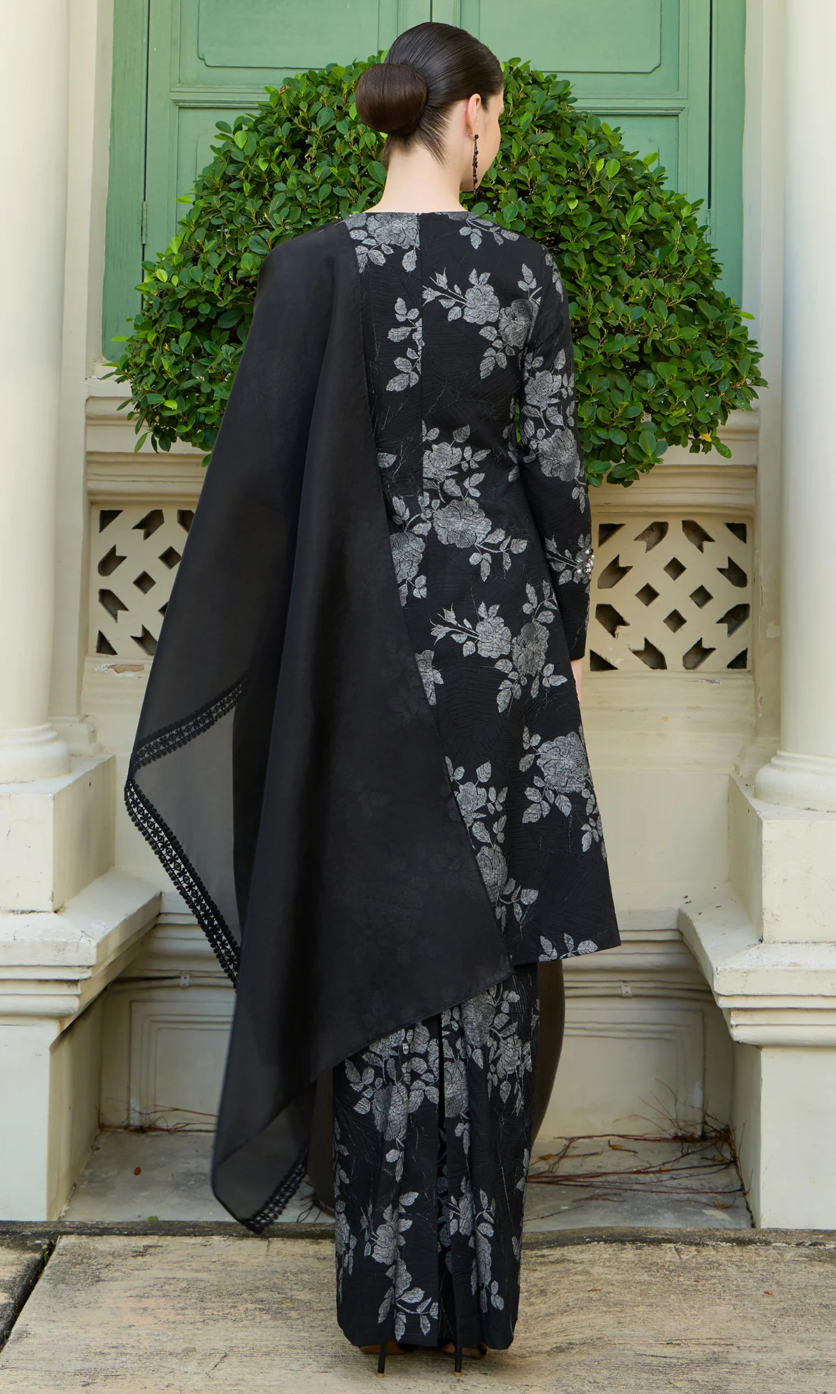 Felicia Kurung in Jet Black - Image 4
